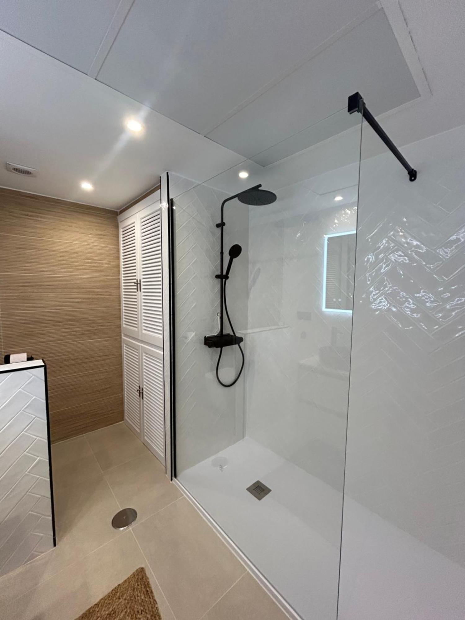 Frontline Beach Apartment Miraflores Sitio de Calahonda Exterior foto